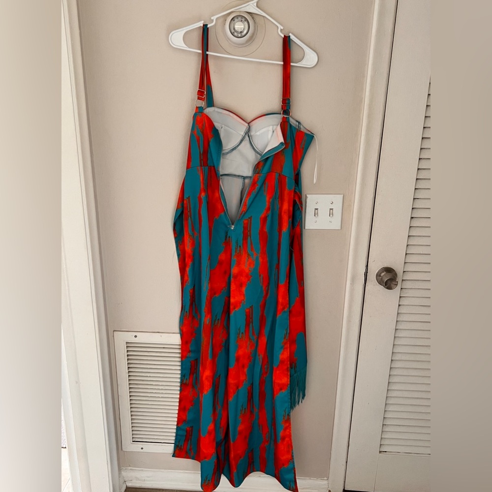 Jumpsuit - Picture 2 of 3